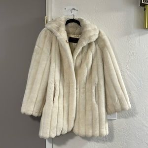 Jordache Vintage faux Fur coat